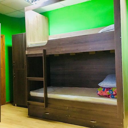 Apelsin Hostel Almaty Bagian luar foto