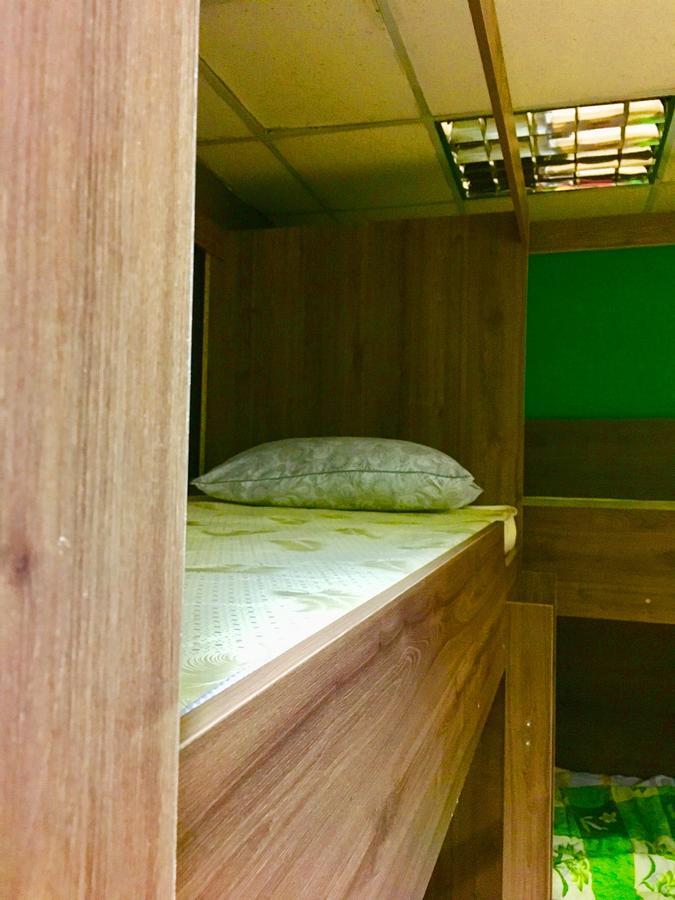 Apelsin Hostel Almaty Bagian luar foto